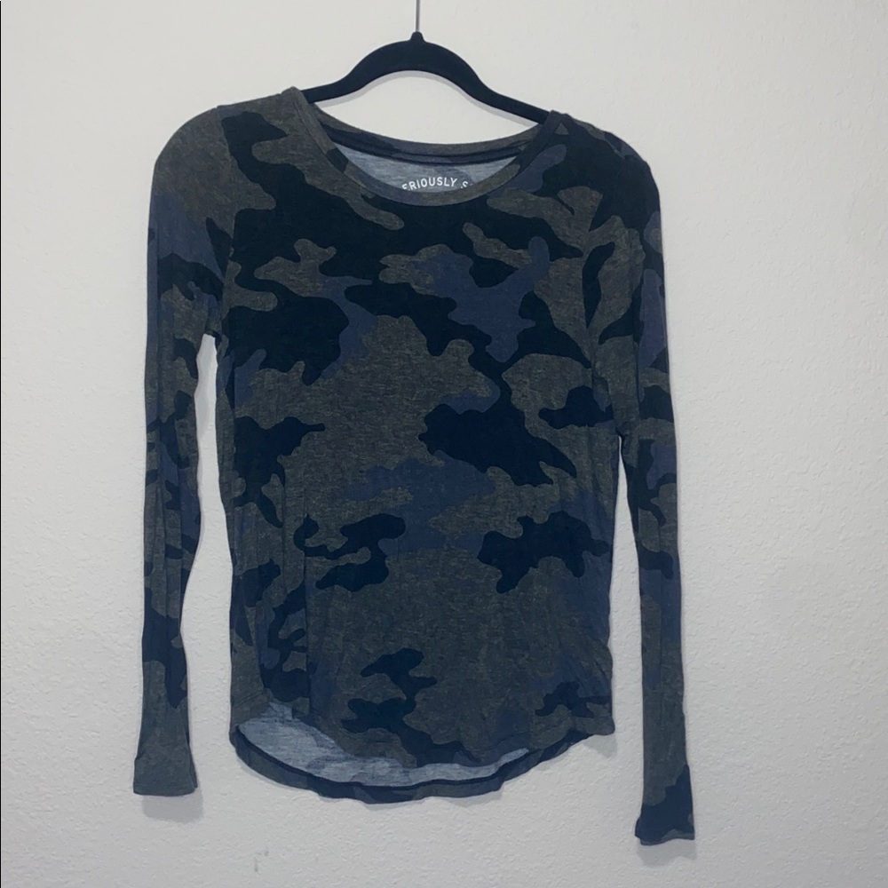 🪼Trendy Camo long sleeve top! - Picture 3 of 8